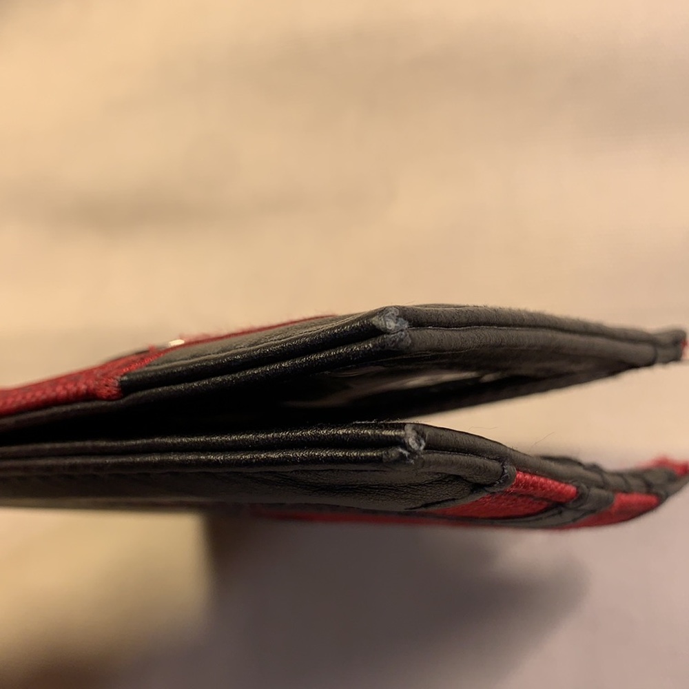 Deadpool Marvel Leather Wallet - image 5